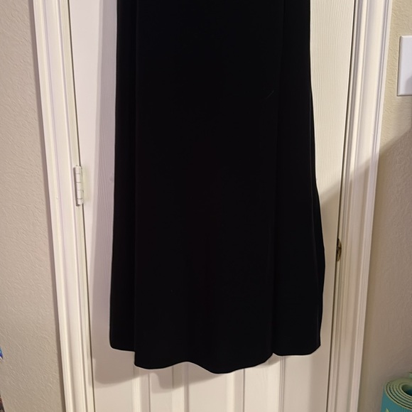 Vintage long black velvet skirt.  XL.  Alex Evenings. - Picture 2 of 4